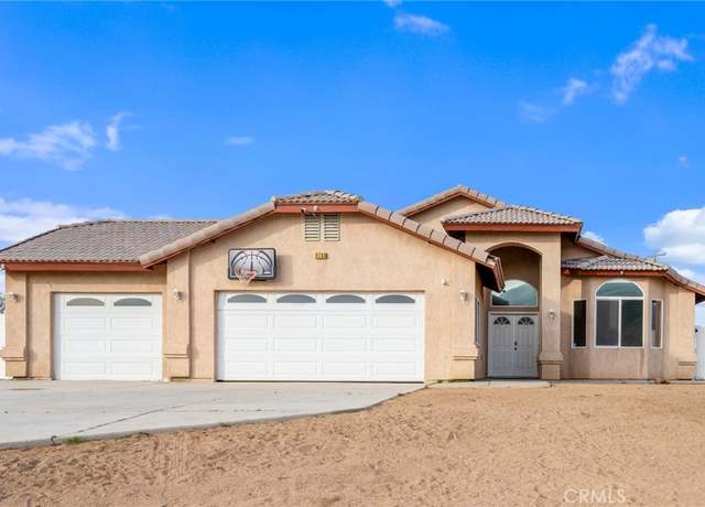 Property at 9783 Cerra Vista St, Apple Valley, CA 92308, 4 beds, 2 baths