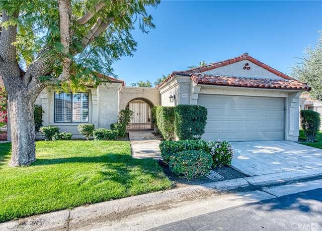 Property at 48111 Calle Seranas, La Quinta, CA 92253, 3 beds, 3 baths