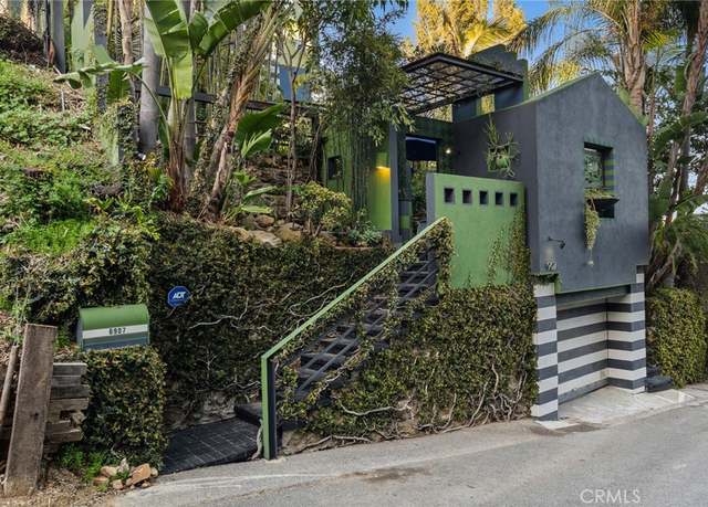 Property at 6907 Treasure Trl, Hollywood Hills, CA 90068, 4 beds, 5 baths