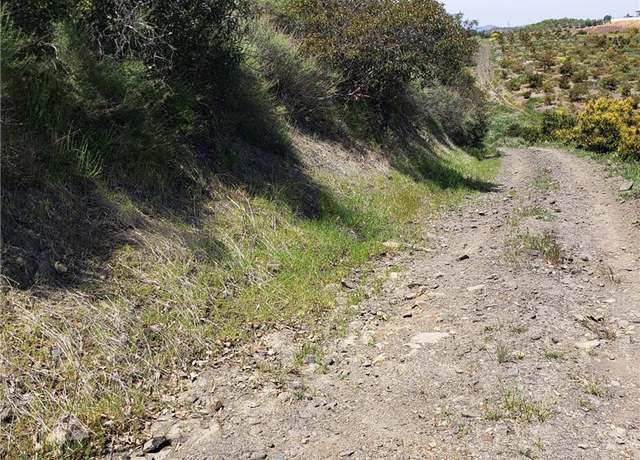 Property at 8 La Cruz Dr, Temecula, CA 92590