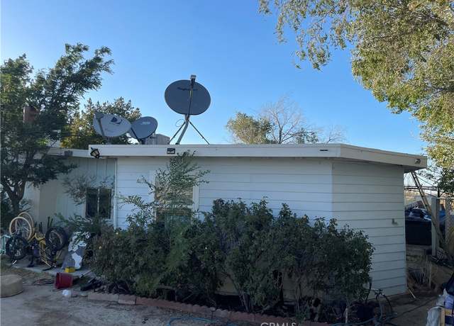 Property at 21733 Crystal Aire Rd, Oro Grande, CA 92368, 3 beds, 1 bath