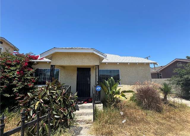 Property at 1111 W 98th St, Los Angeles, CA 90044, 2 beds, 1 bath