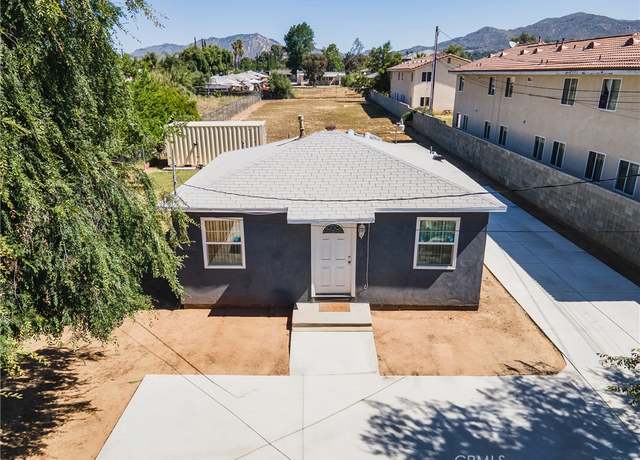 Property at 24412 Eucalyptus Ave, Moreno Valley, CA 92553, 2 beds, 1 bath