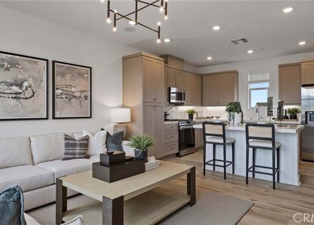 Property at 332 Fawn St, Rancho Mission Viejo, CA 92694, 1 bed, 1 bath