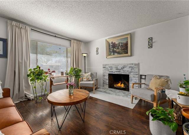 Property at 41304 Sequoia Ln, Hemet, CA 92544, 2 beds, 2 baths