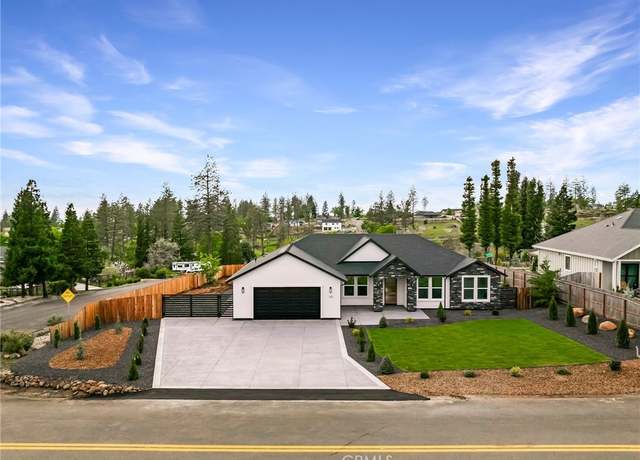 Property at 5139 Country Club Dr, Paradise, CA 95969, 4 beds, 2 baths