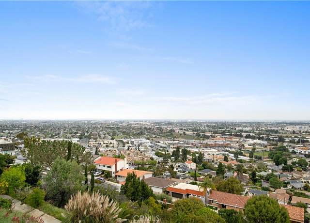 Property at 4101 Paseo De Las Tortugas, Torrance, CA 90505, 3 beds, 2.5 baths