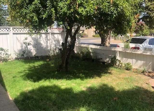 Property at 1505 Victoria Dr, Modesto, CA 95351, 2 beds, 1 bath