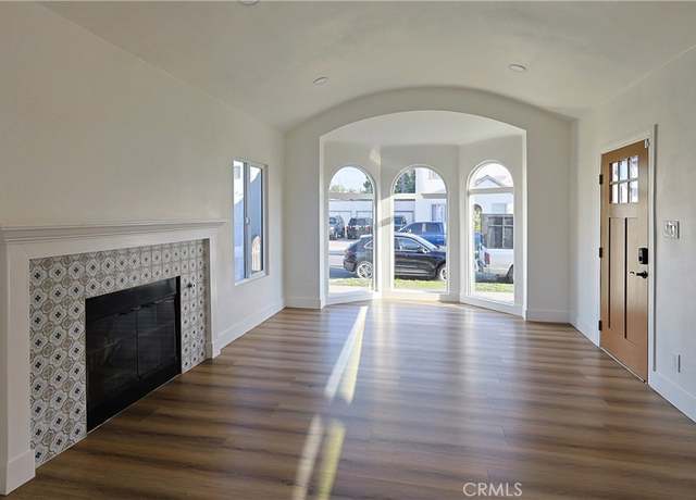 Property at 4380 W 28th St, Los Angeles, CA 90018, 3 beds, 2 baths