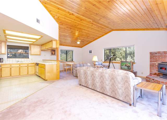 Property at 2206 Bernina Dr, Pine Mtn Club, CA 93222, 3 beds, 2 baths