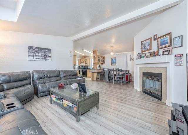 Property at 124 Sumac Ln, Fountain Valley, CA 92708, 4 beds, 2 baths