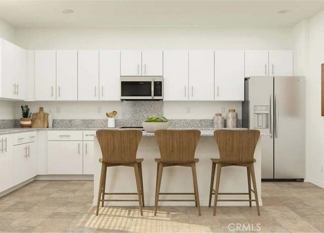 Property at 14118 Columbia St, Hesperia, CA 92345, 4 beds, 3 baths