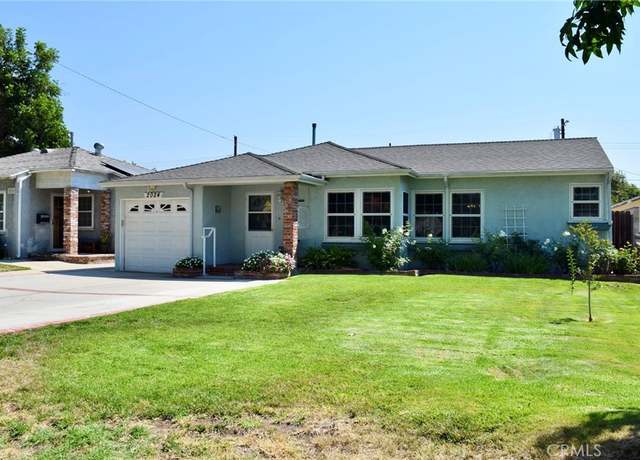 Property at 2024 N Kenwood St, Burbank, CA 91505, 3 beds, 2.5 baths