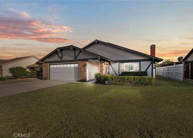 Property at 2433 Carlsbad Cir, Hemet, CA 92545, 3 beds, 2 baths