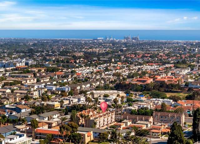 Property at 7655 Yorktown Ave, Huntington Beach, CA 92648, 2 beds, 2.5 baths