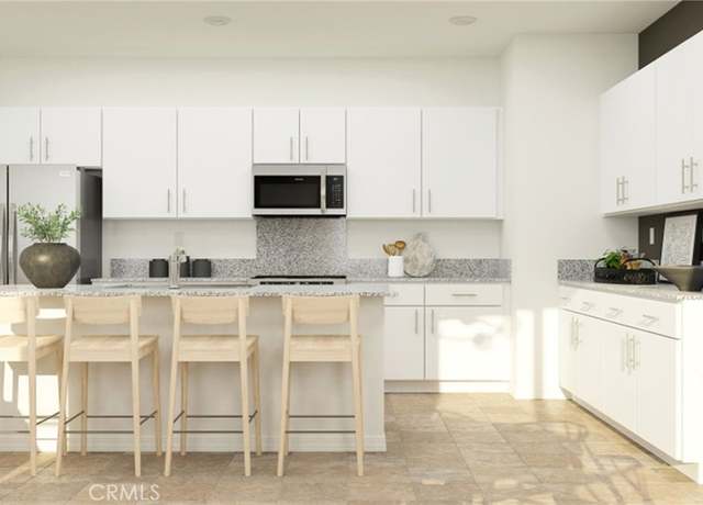 Property at 14175 Notre Dame St, Hesperia, CA 92345, 4 beds, 2 baths