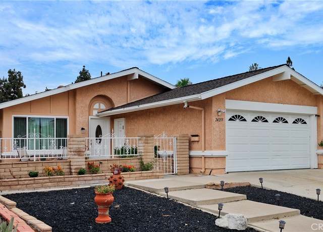 Property at 24255 Verde St, Lake Forest, CA 92630, 3 beds, 2 baths