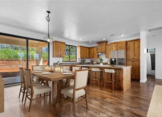Property at 6010 Sunny Ln, Paradise, CA 95969, 3 beds, 2 baths