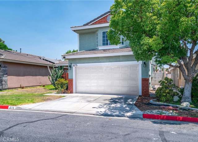 Property at 875 S Rexford St, Rialto, CA 92376, 3 beds, 3 baths