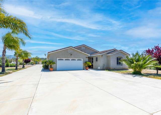 Property at 39600 Calle Gayube, Hemet, CA 92544, 5 beds, 4.5 baths