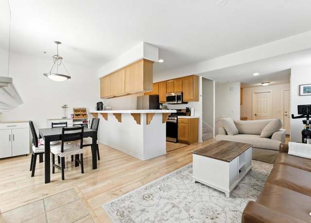 Property at 13009 Evening Creek Dr S #8, San Diego, CA 92128, 3 beds, 2.5 baths