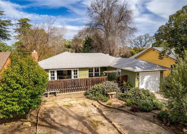 Property at 3038 Oak St, Paso Robles, CA 93446, 2 beds, 1 bath