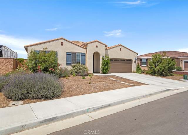 Property at 27083 Comrade Cir, Menifee, CA 92585, 4 beds, 2 baths