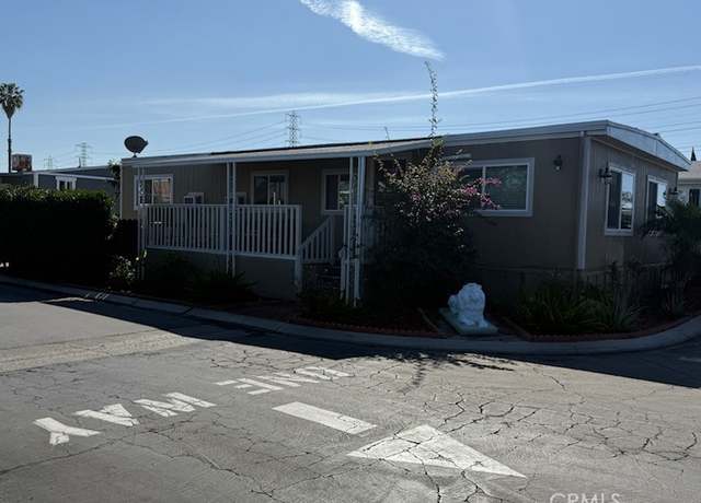 Property at 1616 S Euclid St #75, Anaheim, CA 92802, 2 beds, 2 baths