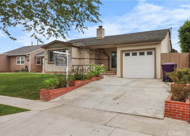 Property at 3333 N Los Coyotes Diagonal, Long Beach, CA 90808, 3 beds, 3 baths