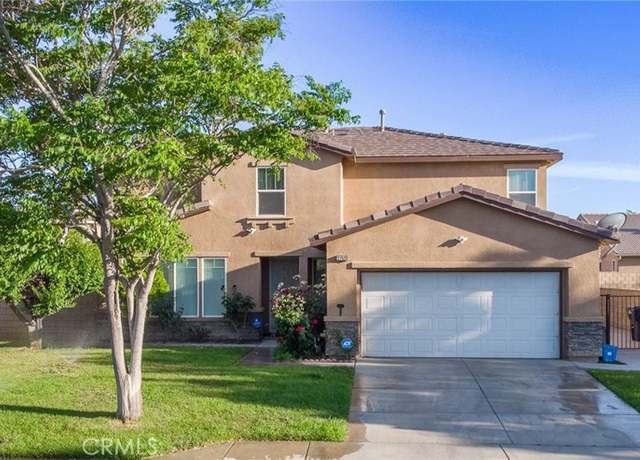 Property at 2752 E Newgrove St, Lancaster, CA 93535, 6 beds, 4 baths