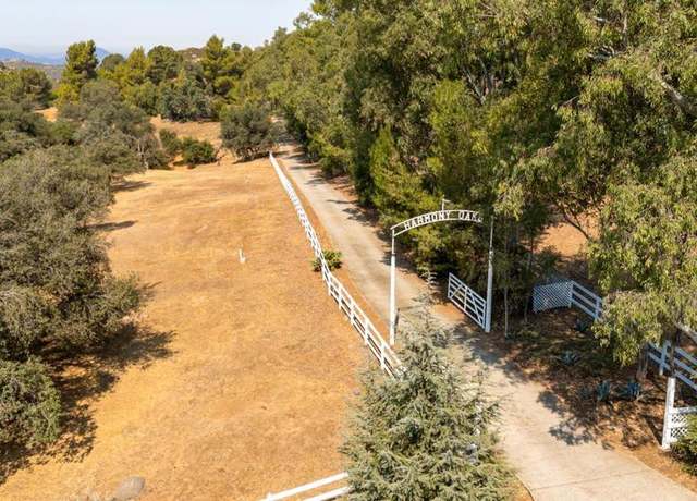 Property at 24903 Oakana Rd, Ramona, CA 92065, 3 beds, 2.5 baths