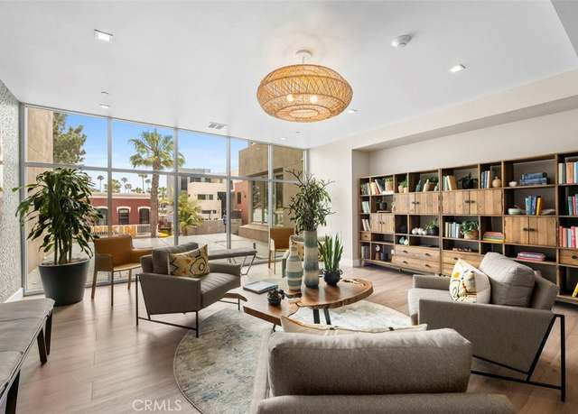 Property at 355 N Cleveland St #211, Oceanside, CA 92054, 2 beds, 2 baths
