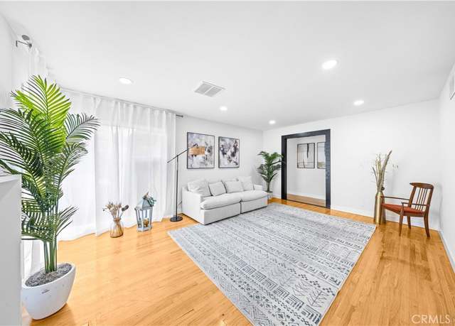 Property at 934 W Bonnie Brae Ct, Ontario, CA 91762, 4 beds, 2 baths