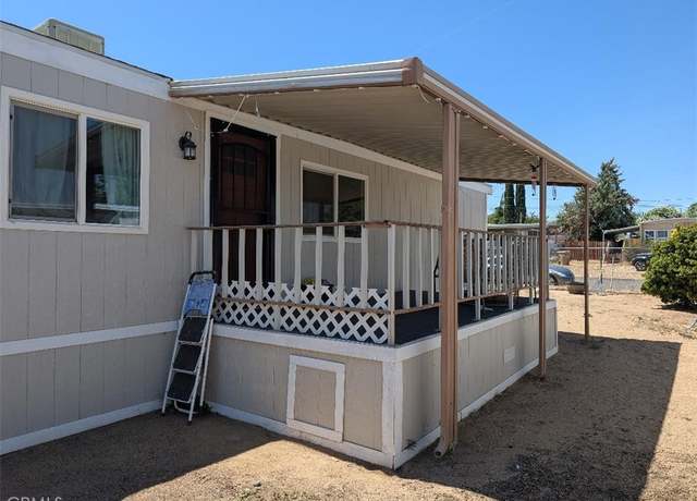 Property at 19221 Westlawn St, Hesperia, CA 92345, 3 beds, 2 baths