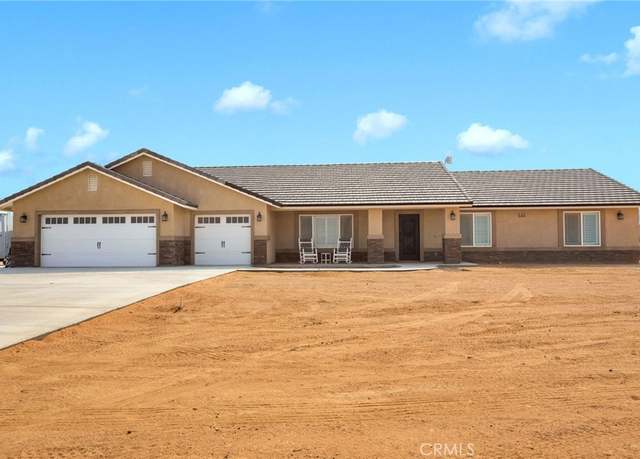 Property at 14825 Pela Rd, Apple Valley, CA 92307, 4 beds, 2.5 baths