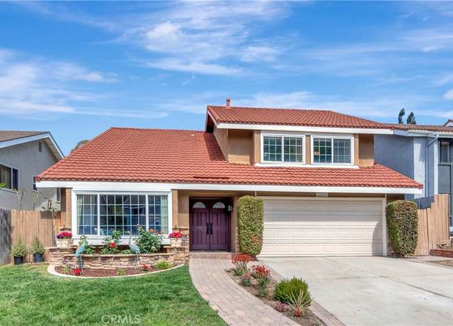 Property at 22471 Rippling Brk, Lake Forest, CA 92630, 4 beds, 2.5 baths