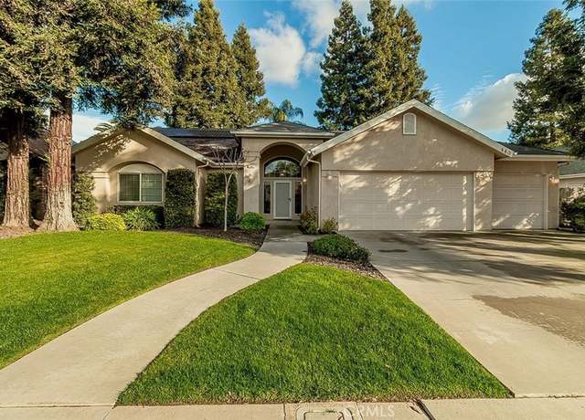 Property at 440 S Redwood Dr, Reedley, CA 93654, 3 beds, 2 baths