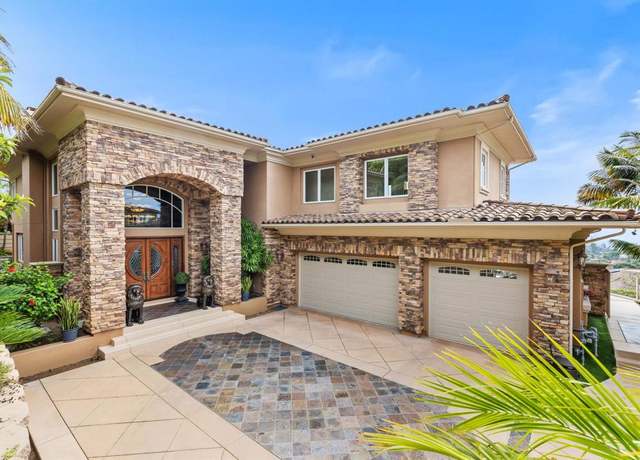 Property at 5023 Windsor Dr, San Diego, CA 92109, 5 beds, 4.5 baths
