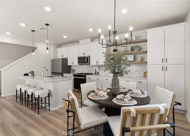Property at 1142 Brush Crk, Rancho Mission Viejo, CA 92694, 3 beds, 2.5 baths