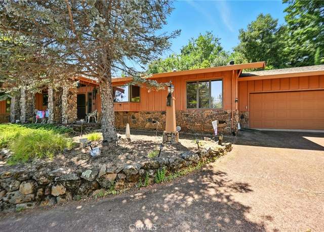 Property at 3663 Crestwood Dr, Kelseyville, CA 95451, 2 beds, 2.5 baths