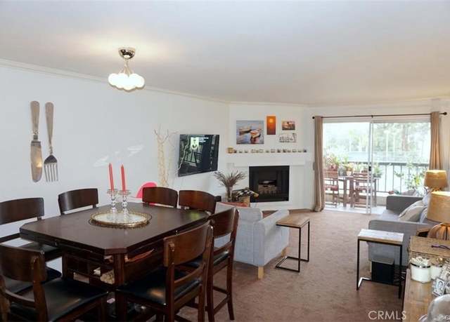 Property at 5520 Owensmouth Ave #217, Woodland Hills, CA 91367, 2 beds, 2 baths