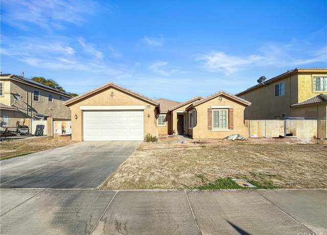 Property at 460 Alameda St, Blythe, CA 92225, 4 beds, 3 baths