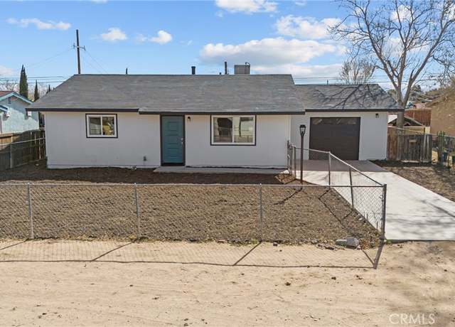 Property at 16245 Pine St, Hesperia, CA 92345, 2 beds, 1 bath