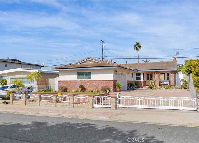 Property at 1025 Marvista Ave, Seal Beach, CA 90740, 3 beds, 2 baths