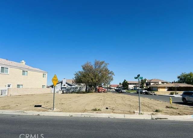 Property at 13400 Sea Gull Dr, Victorville, CA 92395