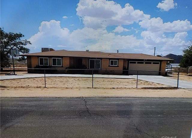 Property at 15420 Apache Rd, Apple Valley, CA 92307, 3 beds, 2 baths