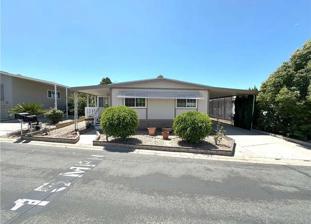 Property at 1422 Rainbrook Way, Corona, CA 92882, 2 beds, 2 baths