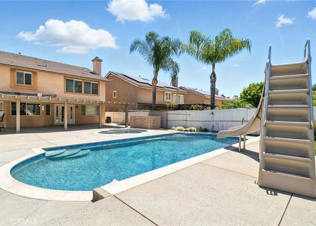 Property at 25 Del Brienza, Lake Elsinore, CA 92532, 4 beds, 3.5 baths