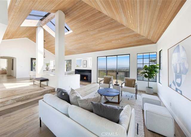 Property at 24 Coventry, Newport Beach, CA 92660, 2 beds, 2 baths