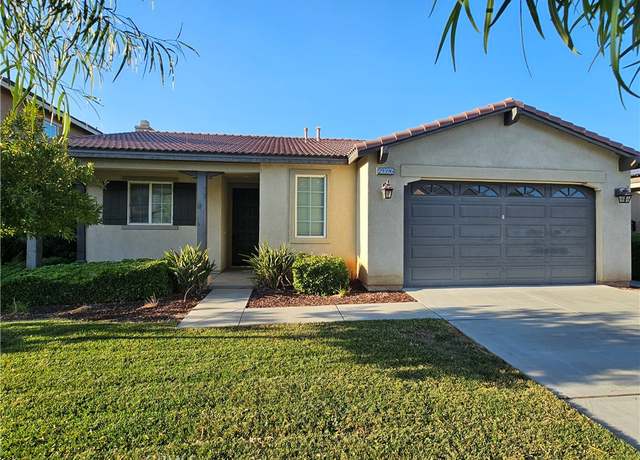 Property at 29596 Barefoot Cir, Menifee, CA 92585, 3 beds, 2 baths